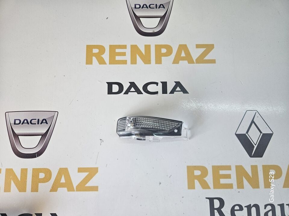 TOYOTA COROLLA AURİS VERSO AYNA SİNYALİ 8173102120 / 8174102040