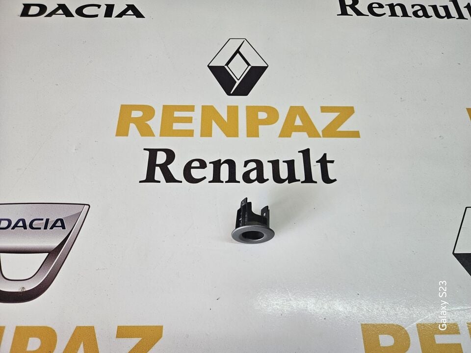 MEGANE 2/SCENİC 2 ARKA TAMPON PARK SENSÖR YUVASI 8200440310 - 8200440305 - 8200440308 - 8200440311