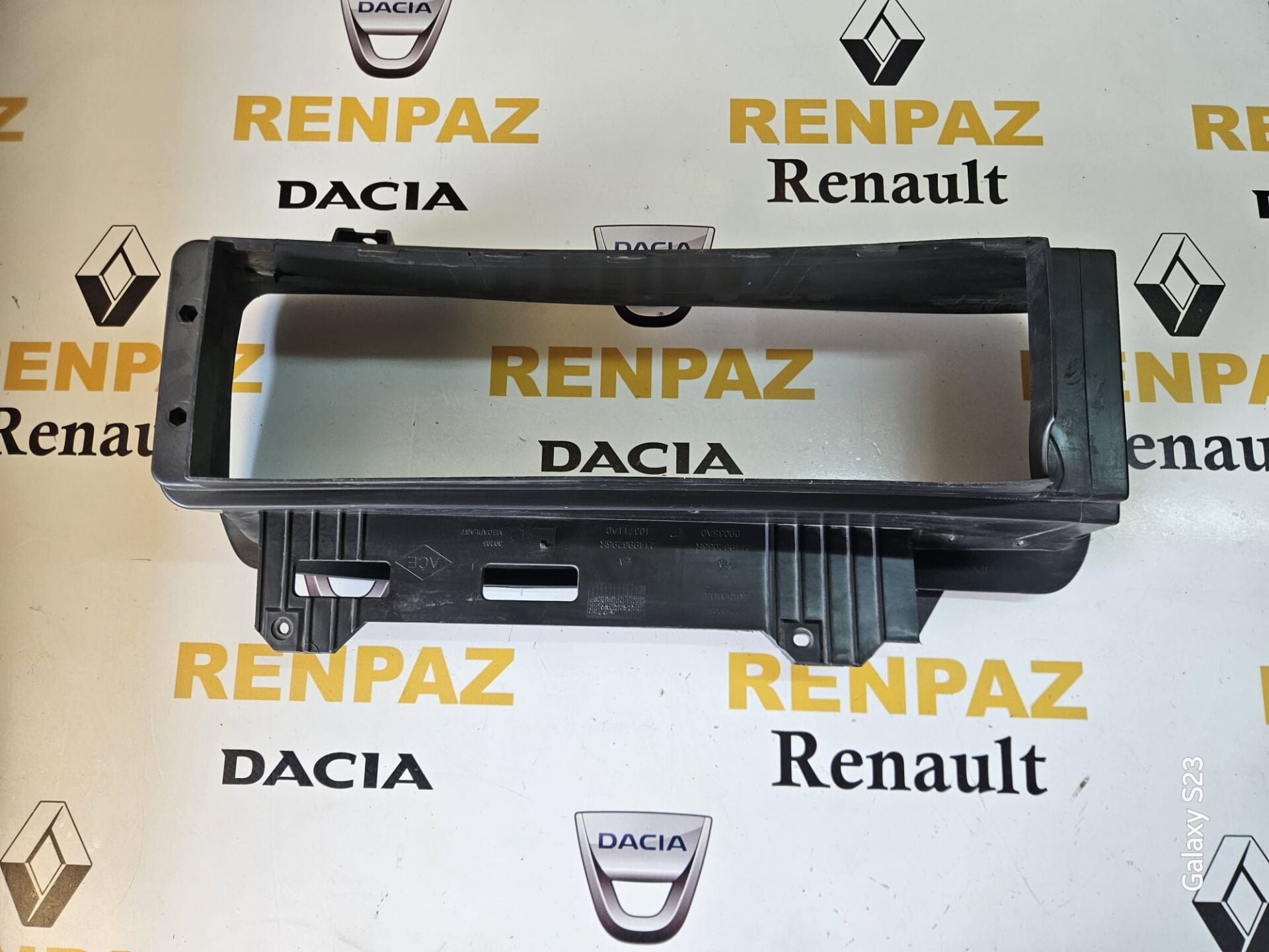 RENAULT CLİO IV SOL RADYATÖR DAVLUMBAZI 214992066R - 214996296R