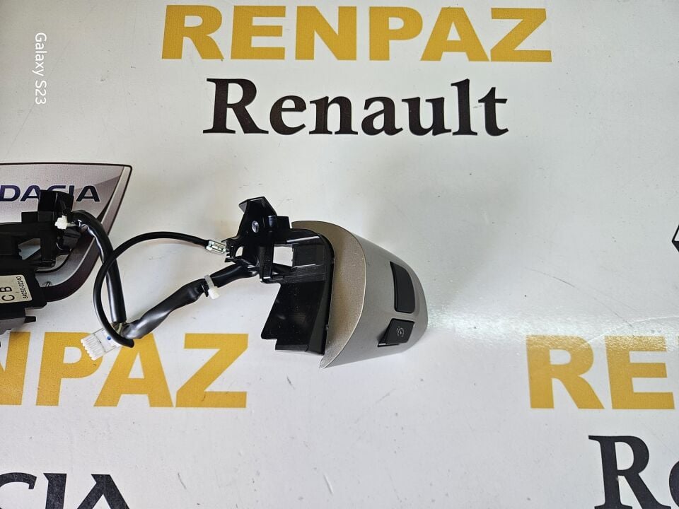 TOYOTA COROLLA DİREKSİYON RADYO KUMANDA DÜĞMESİ 84250-02240 / 8425002240