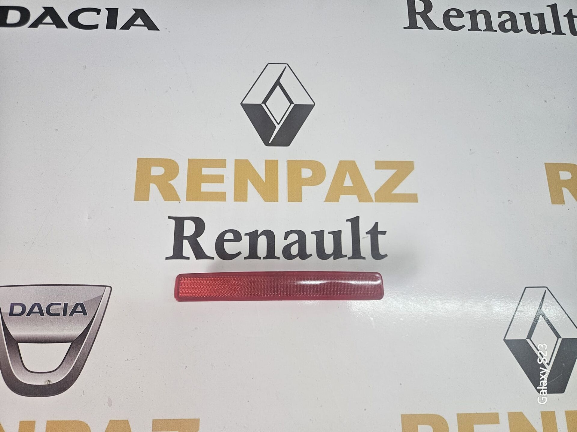 TRANSPORTER T5 / T6 ARKA TAMPON REFLEKTÖRÜ SAĞ 7E0945106