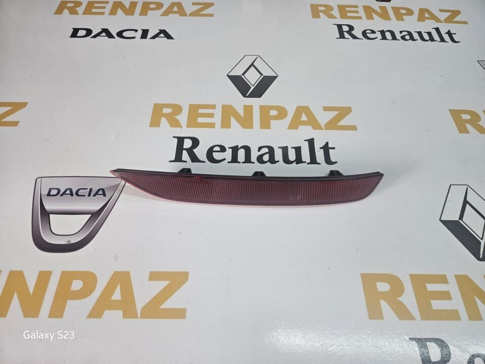 VOLKSWAGEN SCİROCCO ARKA TAMPON REFLEKTÖRÜ  1K8945106C - 1K8.945.106.C