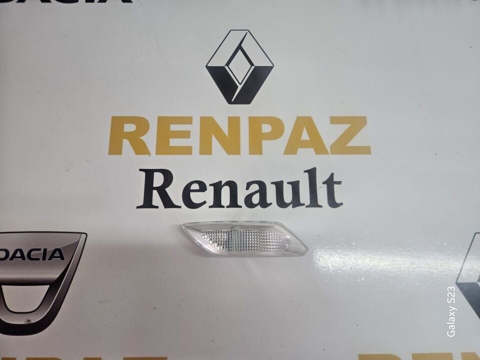 RENAULT TALIANT /SANDERO  ÇAMURLUK SİNYALİ SOL 261662708R
