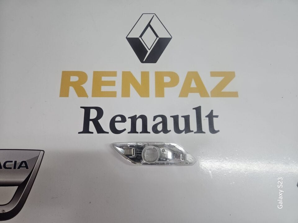 RENAULT TALIANT /SANDERO ÇAMURLUK SİNYALİ SAĞ 261612750R